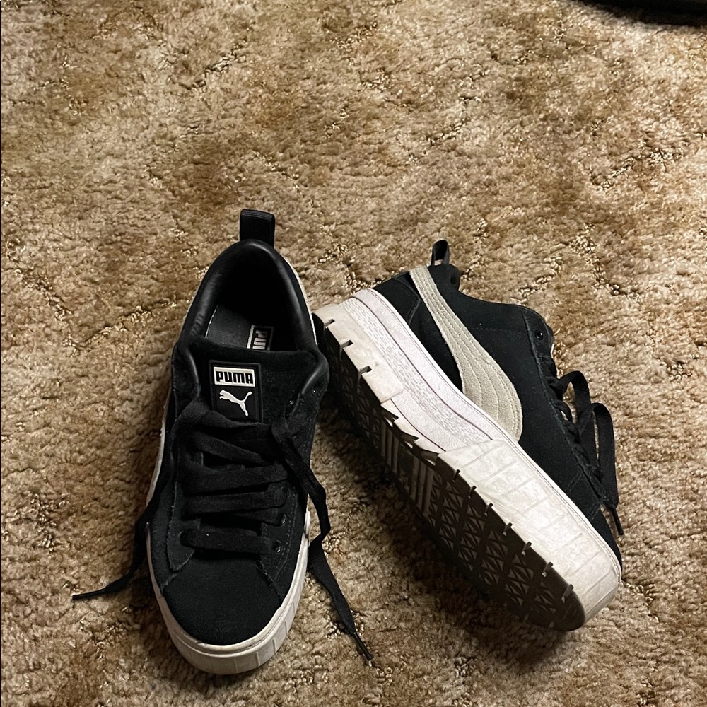 Puma Black Platform Sneakers Size 6 Woman’s